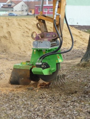 Измельчитель пней LASKI FZ 700H [FZ700H]