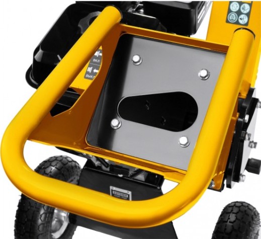 Измельчитель веток бензиновый Steher GSR-750 50мм