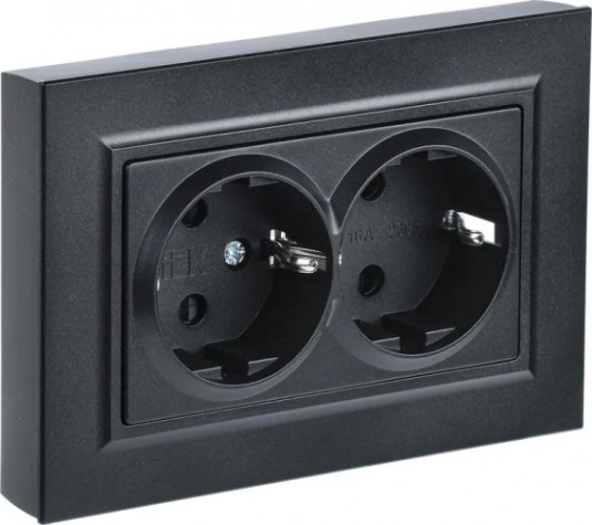 Розетка IEK BRITE РСш12-3 16а 2-м защ. шторки черн. [BR-R24-16-K02-F]