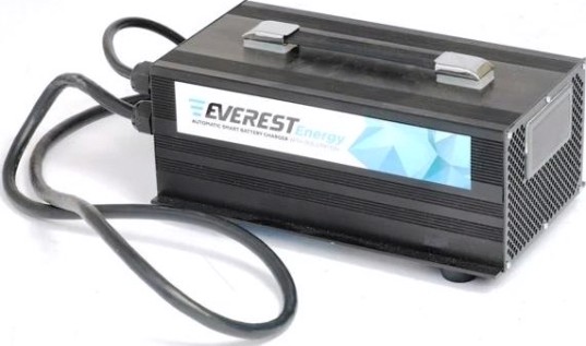Зарядное устройство EVEREST Energy EVE-24-30 серии для agm и gel